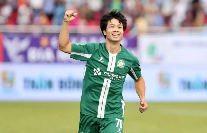 Công Phượng đang trong thời gian hồi phục chấn thương từ đầu mùa giải